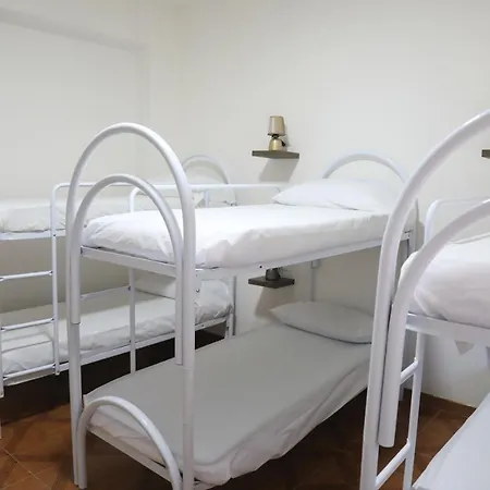 Hostel First Tropea