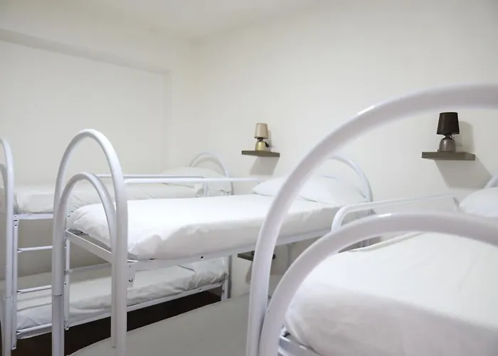 First Auberge de jeunesse