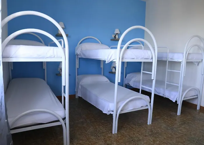 First Auberge de jeunesse