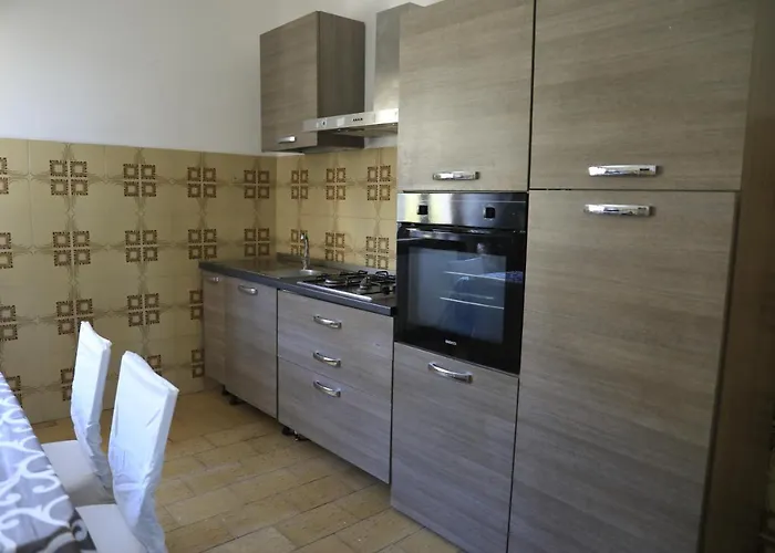 אכסניה First *